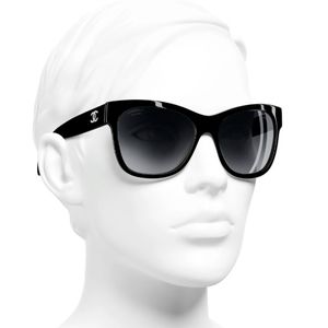 Classic Chanel Sunglasses 🕶